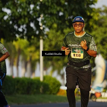 Runner Photo 5952055
