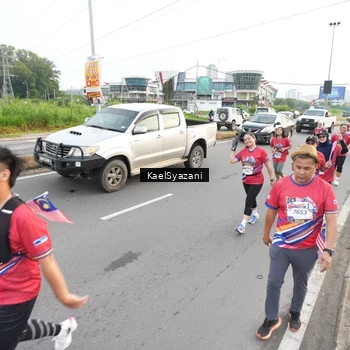 Runner Photo 5952146