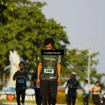 Runner Photo 5952186