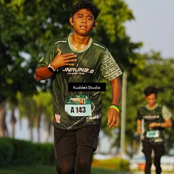 Runner Photo 5952215