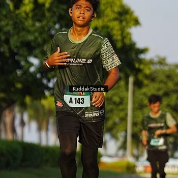 Runner Photo 5952216