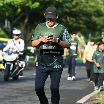 Runner Photo 5952222