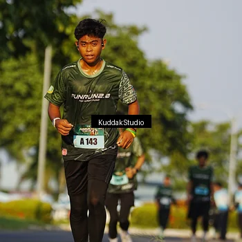 Runner Photo 5952265