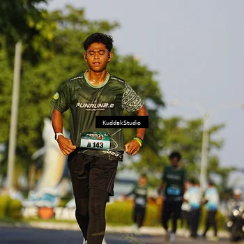 Runner Photo 5952277