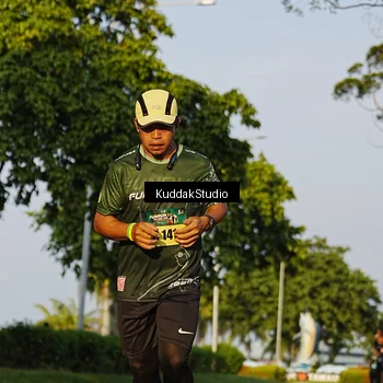 Runner Photo 5952293