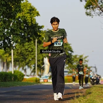 Runner Photo 5952309