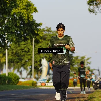 Runner Photo 5952324