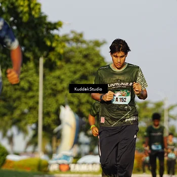 Runner Photo 5952330