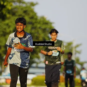 Runner Photo 5952347
