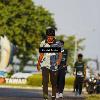 Runner Photo 5952354