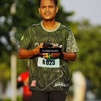 Runner Photo 5952396