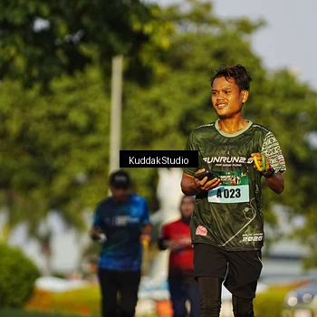 Runner Photo 5952418