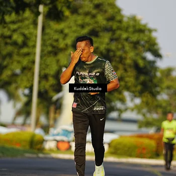 Runner Photo 5952507