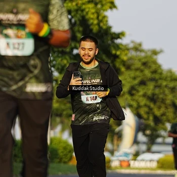 Runner Photo 5952530