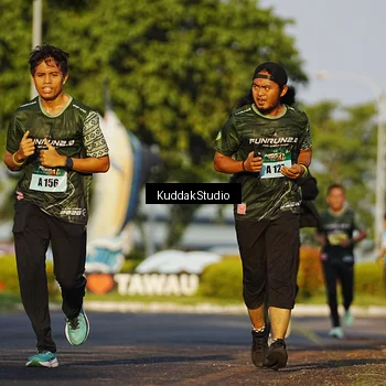 Runner Photo 5952536