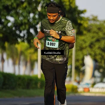 Runner Photo 5952615