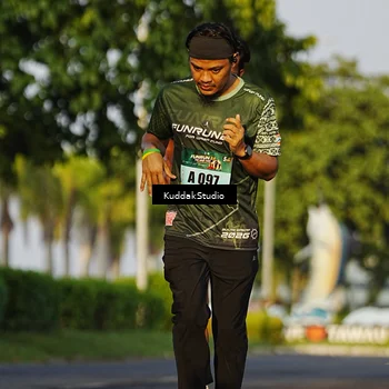 Runner Photo 5952623