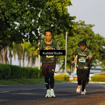 Runner Photo 5952641