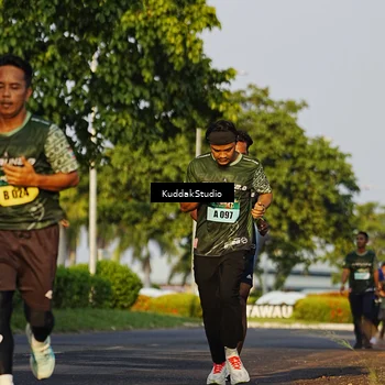 Runner Photo 5952642