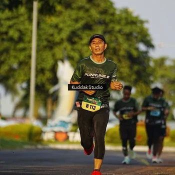 Runner Photo 5952667