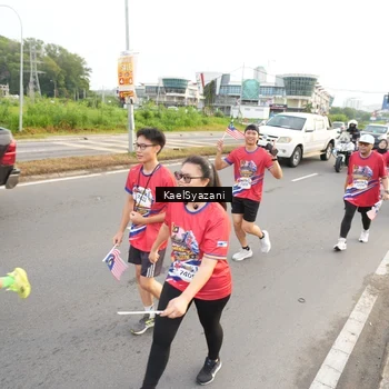 Runner Photo 5952675