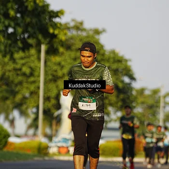 Runner Photo 5952686