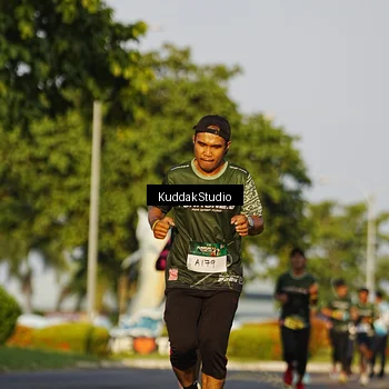Runner Photo 5952694