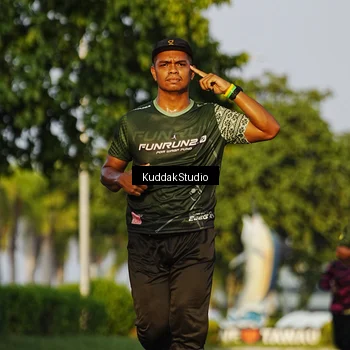 Runner Photo 5952699