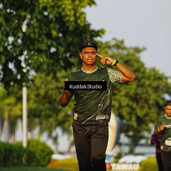 Runner Photo 5952713