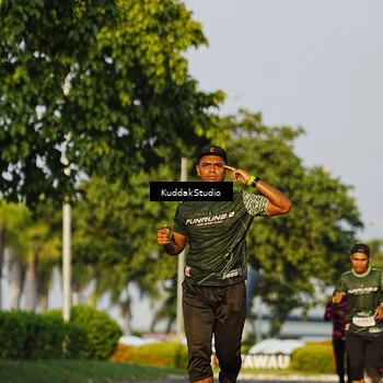 Runner Photo 5952724