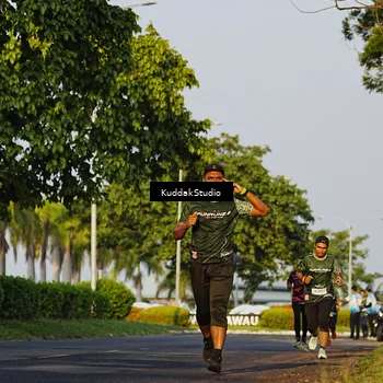 Runner Photo 5952729