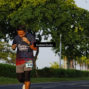 Runner Photo 5952976