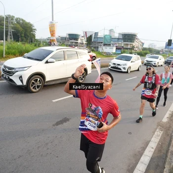 Runner Photo 5953043