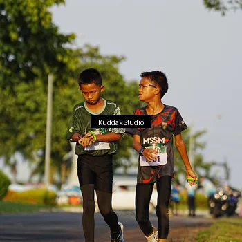 Runner Photo 5953123