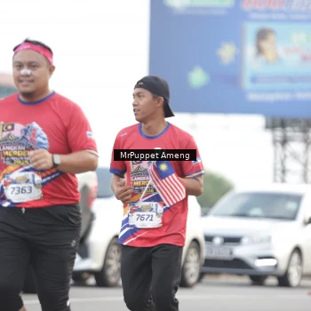 Runner Photo 5953194