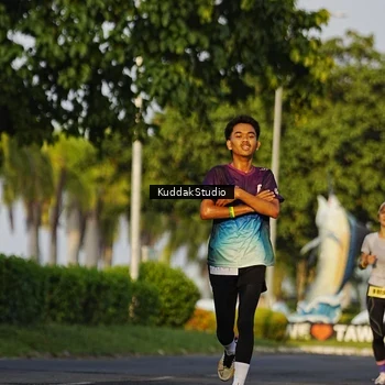 Runner Photo 5953266