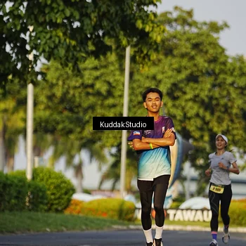 Runner Photo 5953295