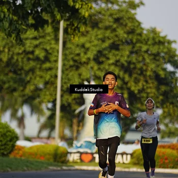 Runner Photo 5953314