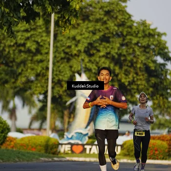 Runner Photo 5953319