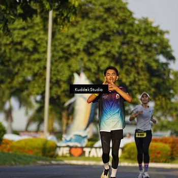 Runner Photo 5953325