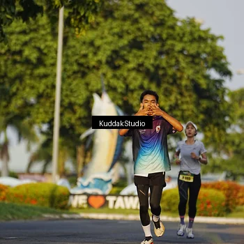 Runner Photo 5953326