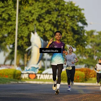 Runner Photo 5953332