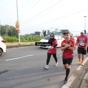 Runner Photo 5953340