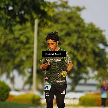 Runner Photo 5953380