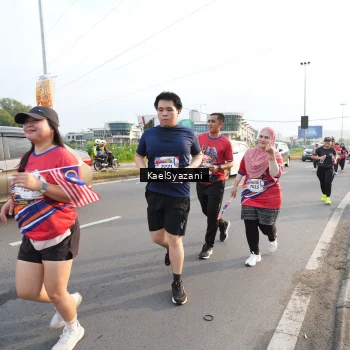 Runner Photo 5953393