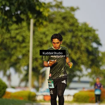 Runner Photo 5953396