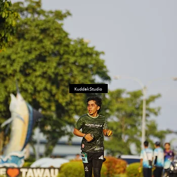 Runner Photo 5953406