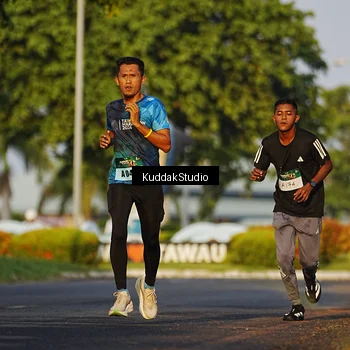 Runner Photo 5953471