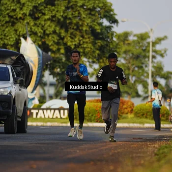Runner Photo 5953492