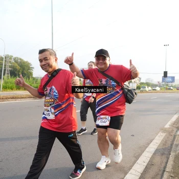 Runner Photo 5953591